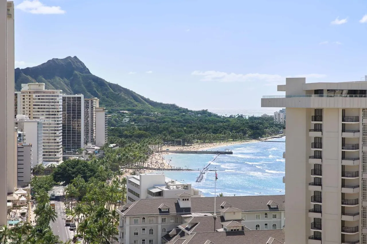 Waikiki Beachcomber by Outrigger Honolulu