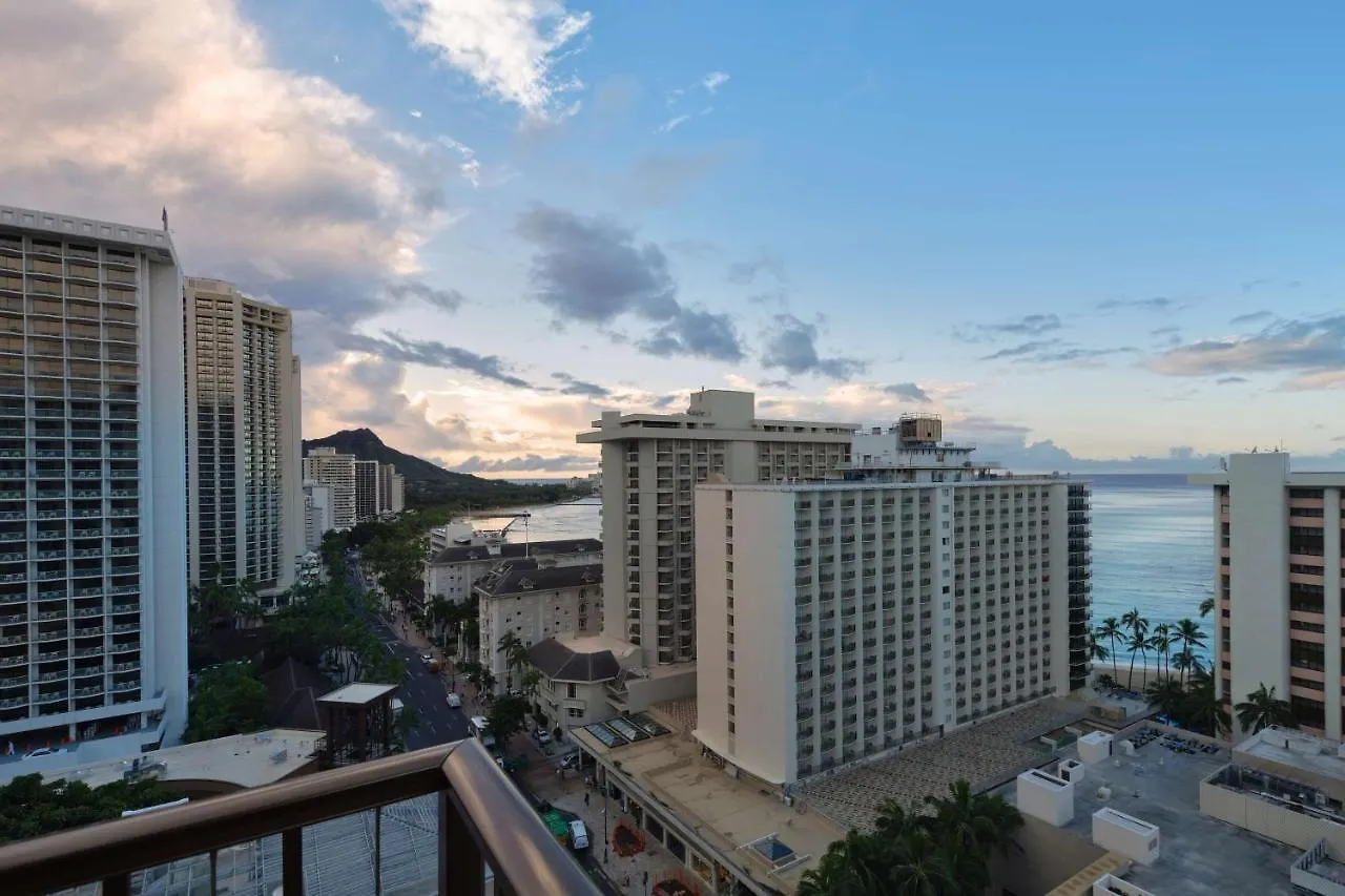 Hotel Waikiki Beachcomber by Outrigger Honolulu