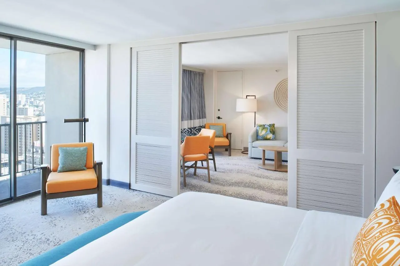 Waikiki Beachcomber by Outrigger Honolulu Hotel